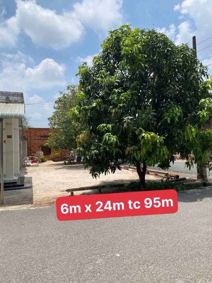 Đất nền lô góc đường Huỳnh Tấn Phát 144m² giá chỉ 275 triệu - Vị trí đắc địa gần trường và chợ!