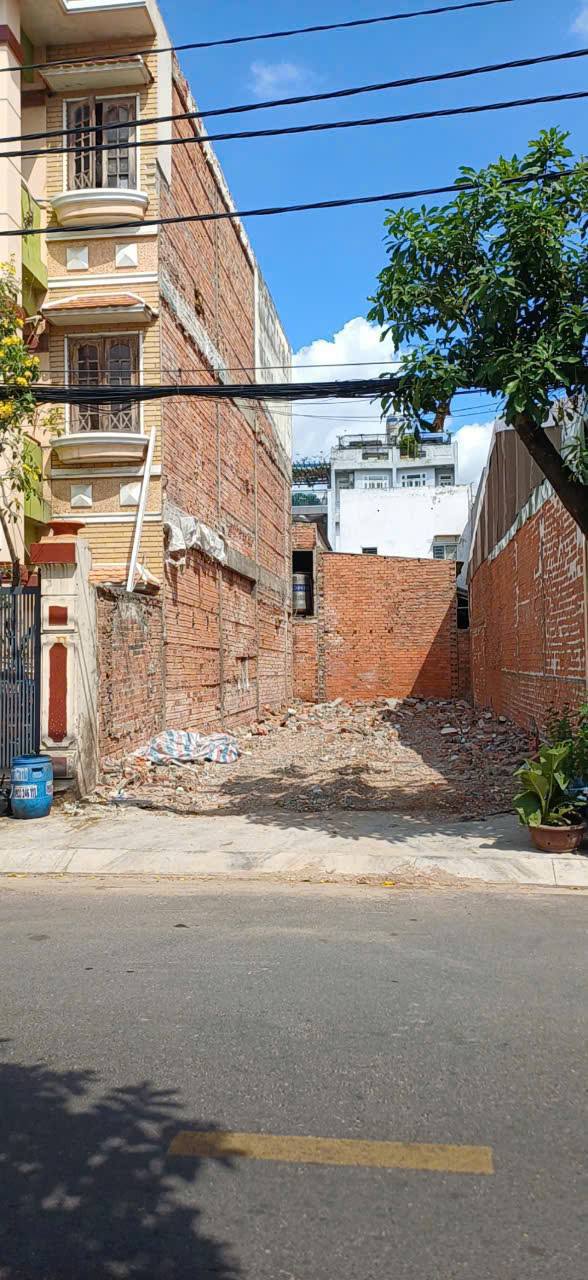 Đất nền Bà Điểm Hóc Môn 95m² giá 5.6 tỷ - Mặt tiền nhựa kinh doanh đa ngành nghề!