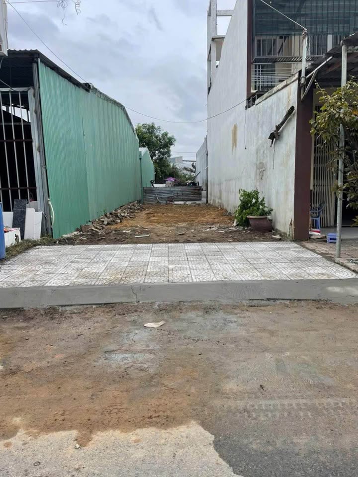 Bán đất đẹp đường Nguyễn Bá Loan, Hòa Vang, Đà Nẵng 100m² giá 3.35 tỷ - Cơ hội đầu tư hấp dẫn!