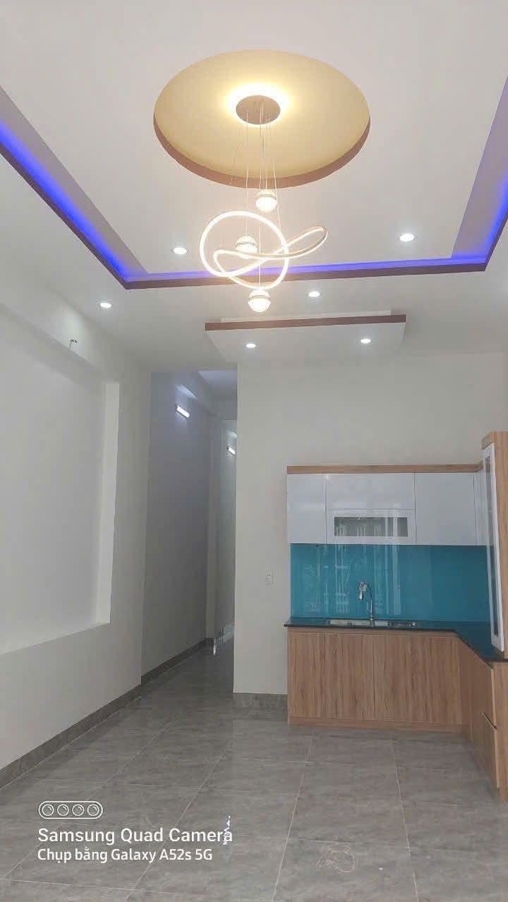 Nhà đẹp Điện Ngọc 100m² giá chỉ 2.1 tỷ - Sẵn sàng vào ở ngay!