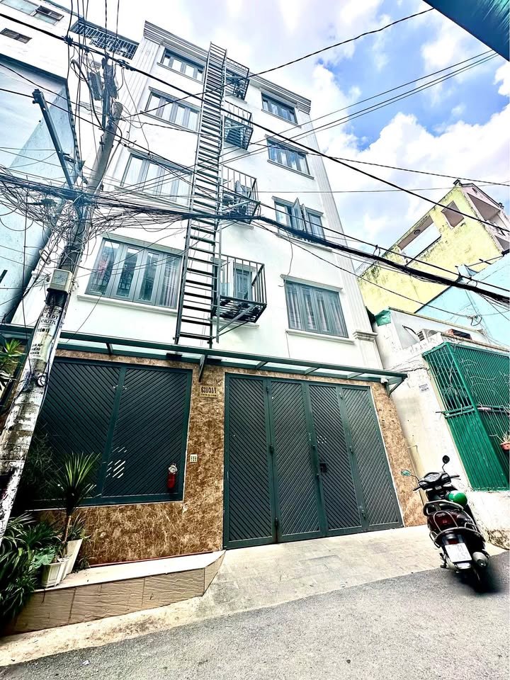 Tòa nhà CHDV Mặt Hẻm 7m đường Lê Trọng Tấn, Quận Bình Tân - Dòng tiền cực tốt 20.8 tỷ