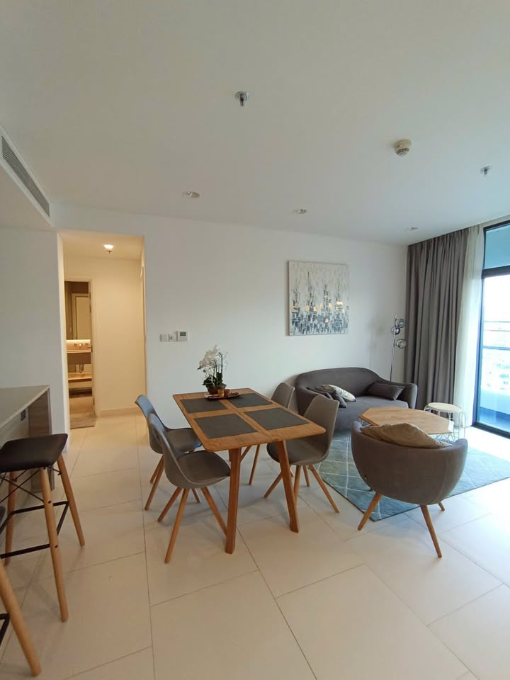 Căn hộ cho thuê đường Ngô Tất Tố, quận Bình Thạnh 75m² - View hồ bơi tuyệt đẹp!