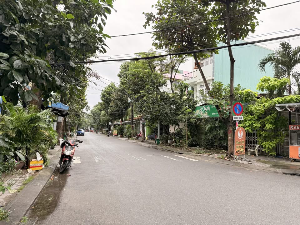 Cho thuê mặt bằng tại ngã tư Đỗ Thúc Tịnh – Hoàng Dư Khương 288m² giá 15 triệu - Vị trí đắc địa kinh doanh!