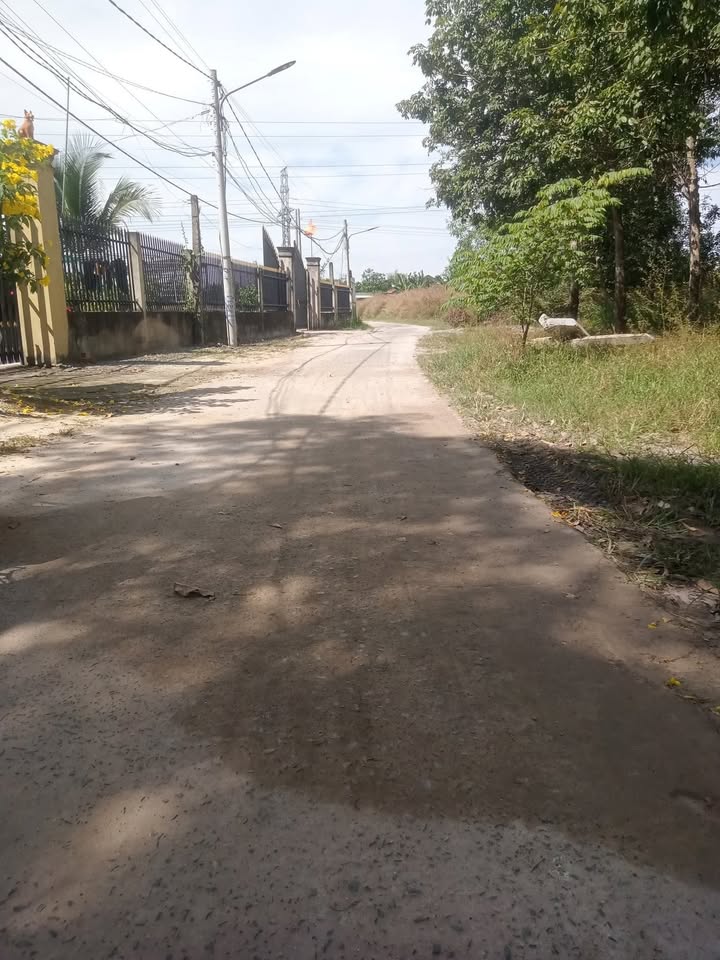 Đất nền Minh Hưng 500m² giá thỏa thuận - Đường thông tứ hướng, gần vành đai Đại Nam!