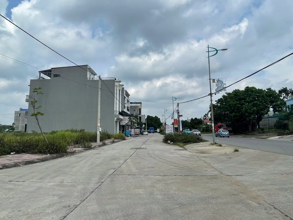 Đất thổ cư 100m² Hồ Sơn, Tam Đảo chỉ 1 tỷ - Đầu tư sinh lời ngay!