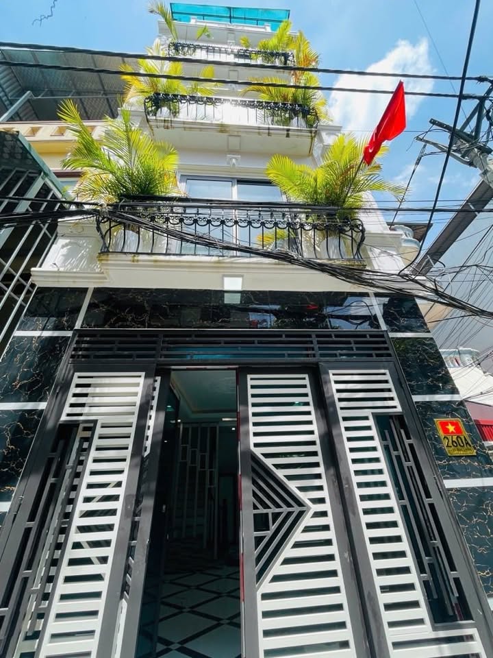 Nhà đẹp 4 tầng Tây Mỗ 35m² giá 7.1 tỷ - Ô tô đỗ cửa, gần trường chợ!