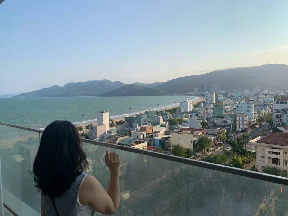 Nhà nguyên căn mặt tiền Nguyễn Thái Học, 65m² chỉ 14 triệu - Kinh doanh mọi ngành nghề!