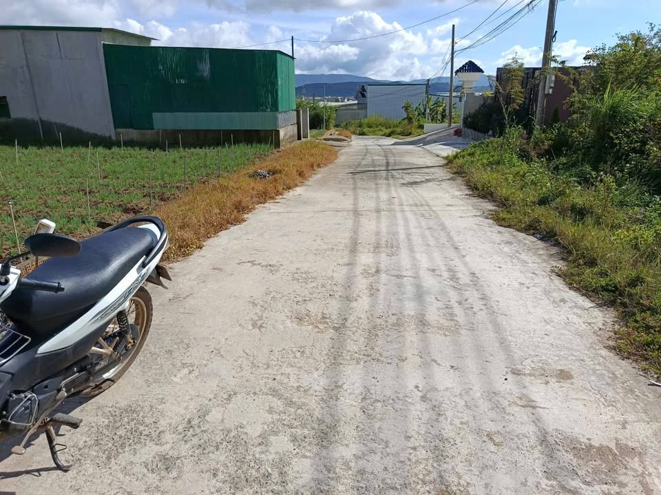 Đất nền đường Phan Bội Châu, Thạnh Mỹ, Đơn Dương, Lâm Đồng - Diện tích 180m² chỉ 1.15 tỷ - Sổ đỏ chính chủ!