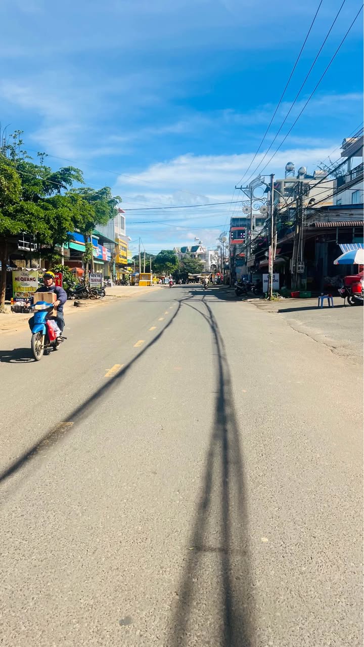 Đất thổ cư 310m² tại Quảng Lập, Đơn Dương giá 2.6 tỷ - Kinh doanh thuận lợi!