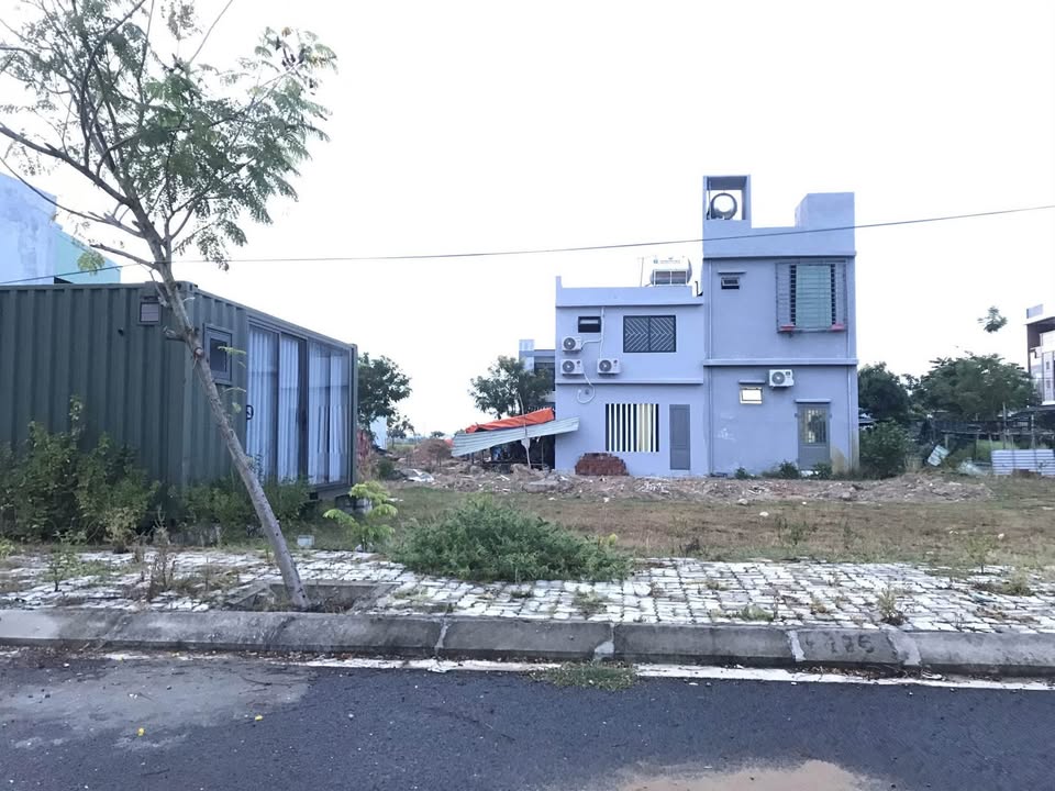 Đất nền mặt tiền Hòa Quý, Đà Nẵng 100m² chỉ 3 tỷ - Cơ hội đầu tư tuyệt vời!