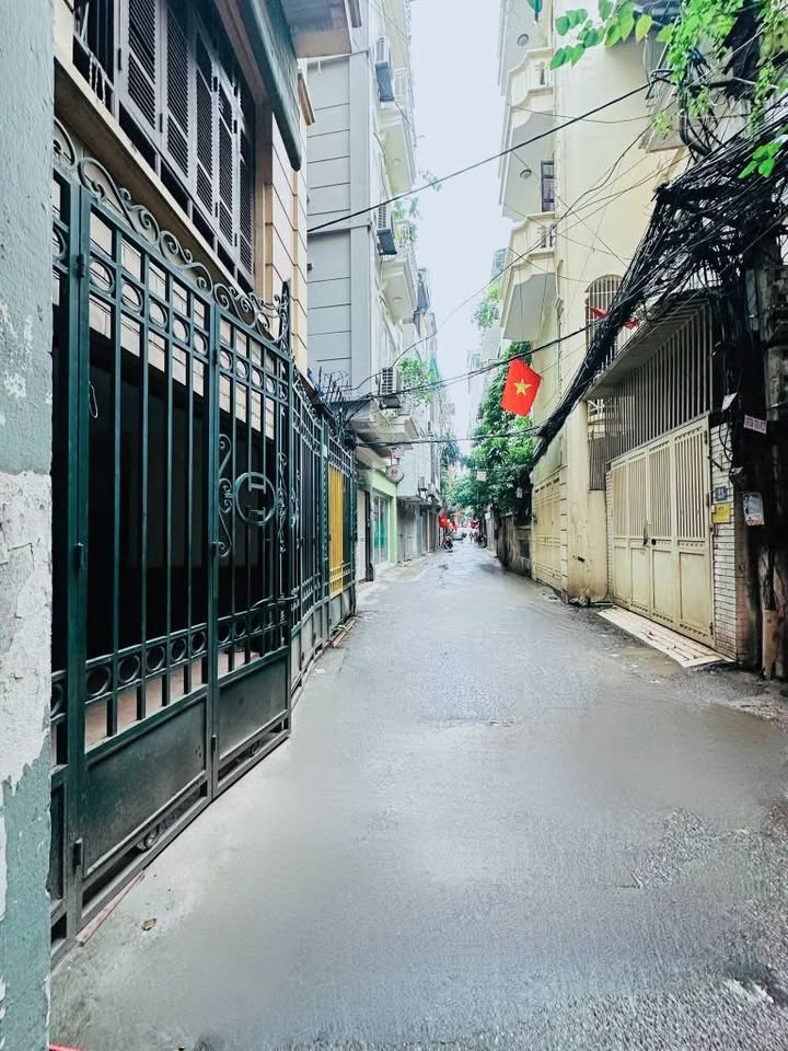 Nhà mặt phố La Thành Đống Đa 79m² giá 21 tỷ - Đầu tư sinh lời hấp dẫn!