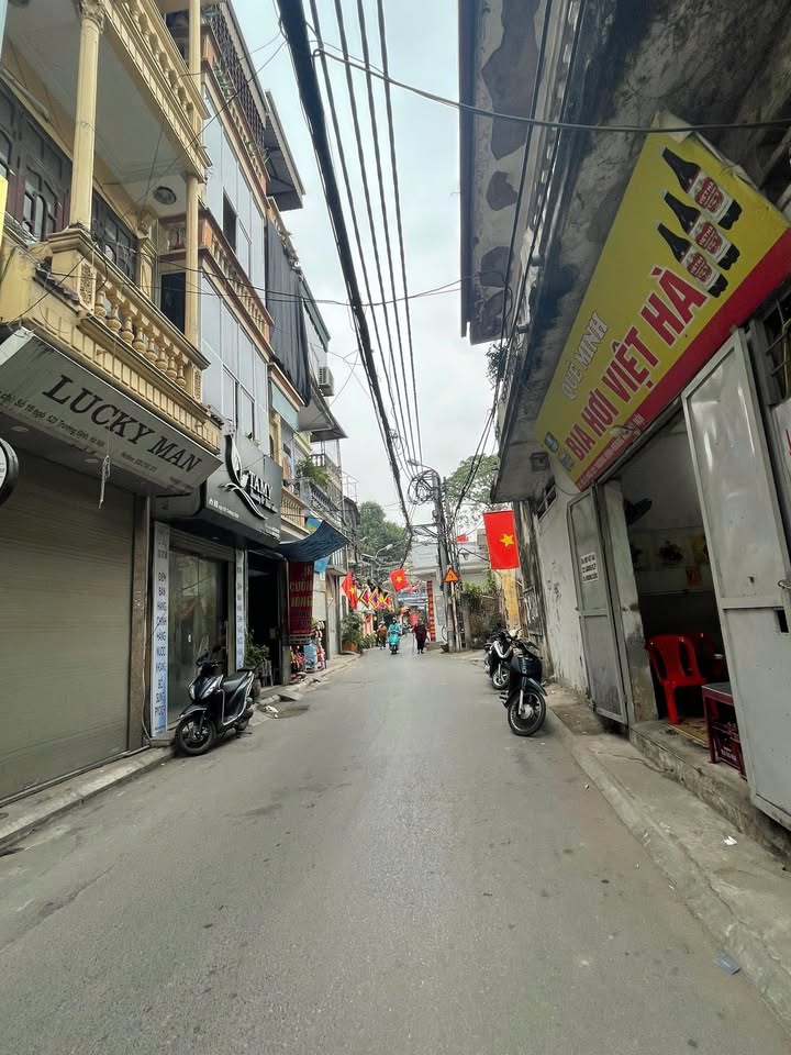 Nhà phố Trương Định 35m² giá 10.5 tỷ - Ô tô tránh, 2 mặt phố!