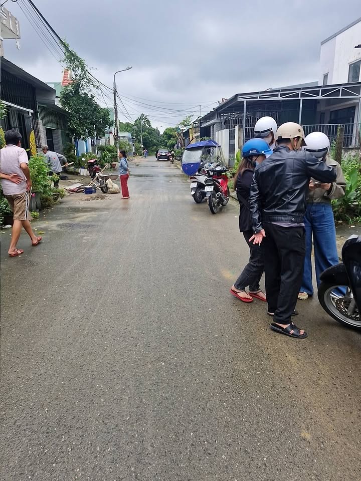 Nhà cấp 4 đổ mê kiên cố tại Hòa Ninh, Đà Nẵng 95m² giá 2.5 tỷ - Cơ hội không thể bỏ lỡ!