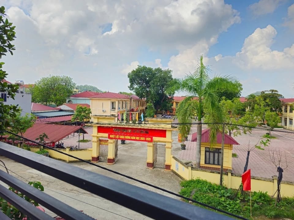 Nhà 3 tầng Kinh doanh tại Xã Liên Hòa, 100m² - Vị trí vàng cho nhà đầu tư!