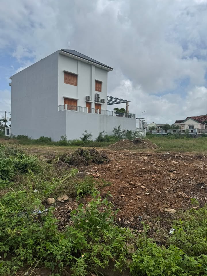 Đất thổ cư Chí Thạnh, Tuy An 100m² giá 1 tỷ - Sổ đỏ chính chủ!