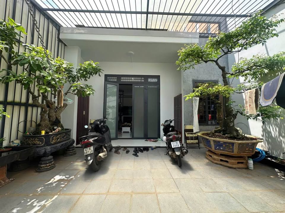 Nhà cấp 4 đường Ngô Văn Năm, Buôn Ma Thuột 195m² giá 6.75 tỷ - Khu dân cư an ninh!