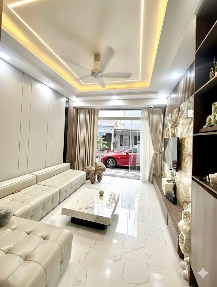 Nhà 4 Tầng TDC Cây Đa, Lê Hồng Phong 40m² giá 6.2 tỷ - Giao thông thuận tiện!