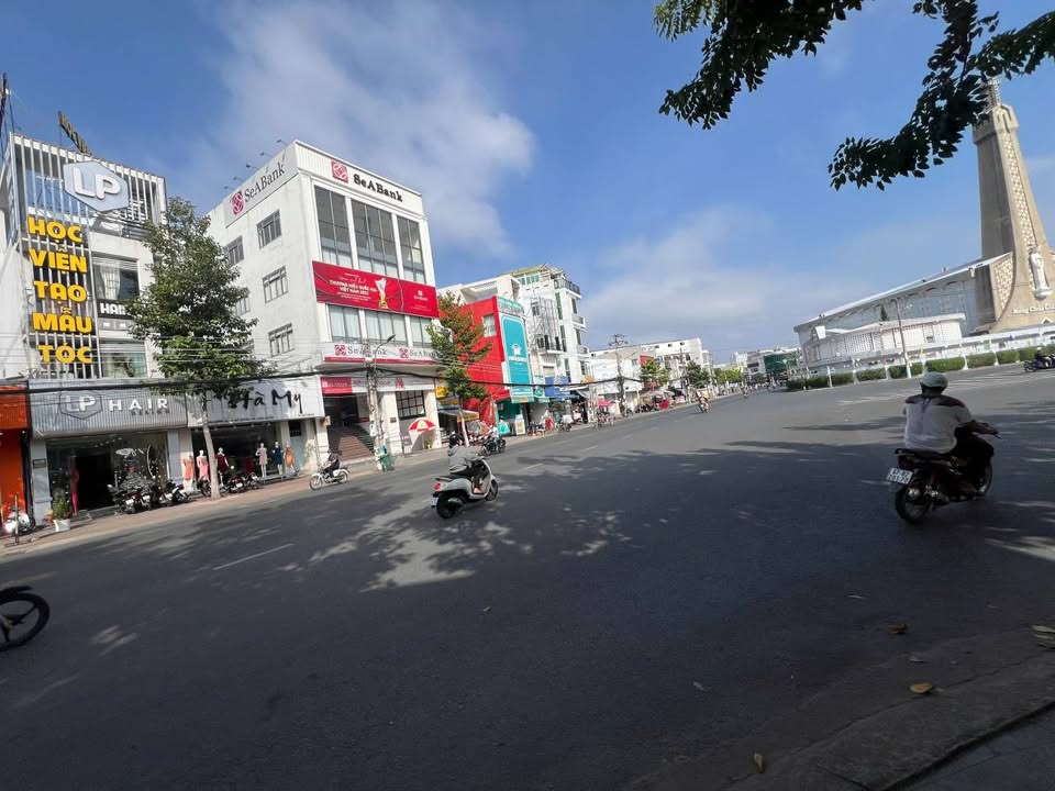 Quán Trà sữa cho thuê mặt tiền Trần Hưng Đạo, Cần Thơ - Setup đầy đủ 26m² chỉ 10 triệu/tháng!