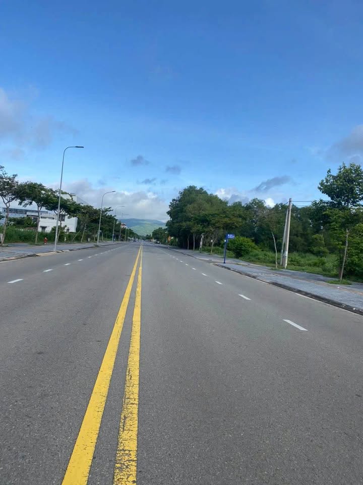 Cặp góc 2 mặt tiền Hoàng Hoa Thám, Bà Rịa 230m² giá 7.5 tỷ - Đầu tư sinh lời ngay!