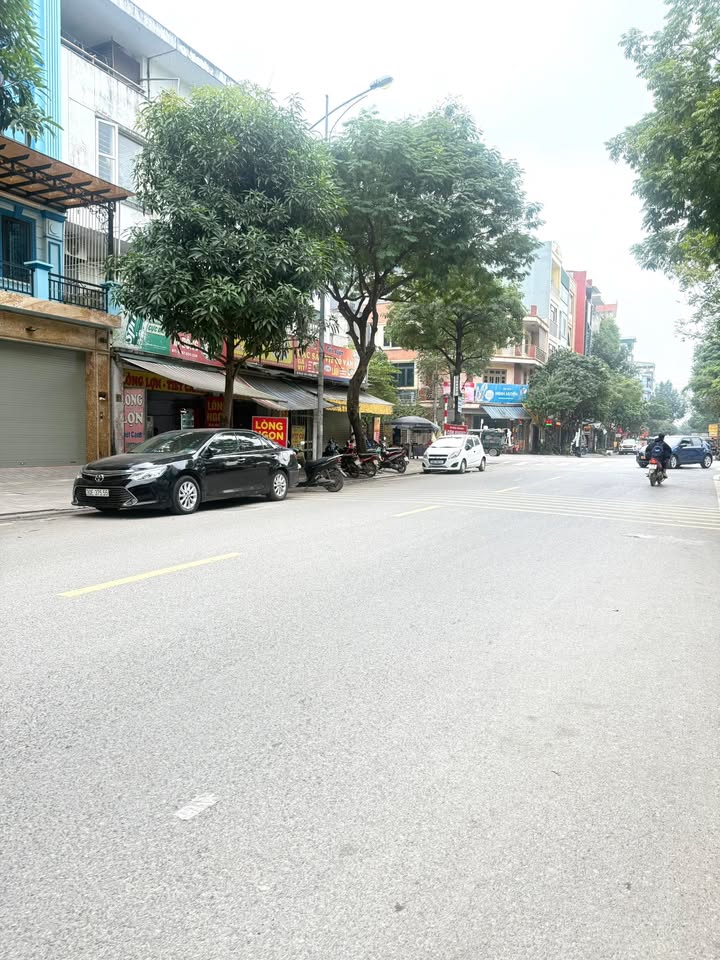 Mặt phố Văn Phú Hà Đông 90m² - Kinh doanh sinh lời an toàn!