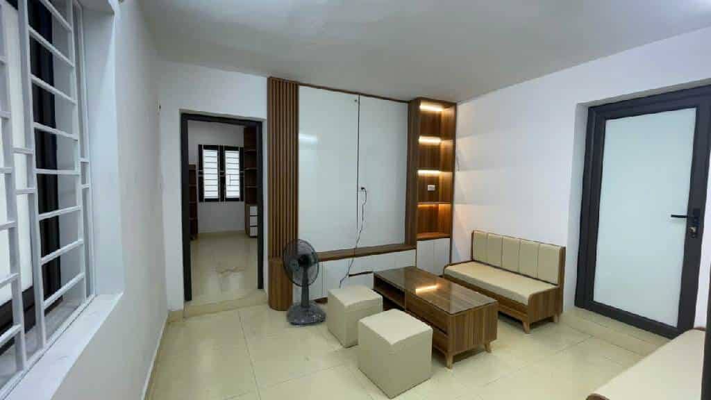 Căn hộ tập thể Bộ Công Nghiệp - Dốc Thọ Lão - 120m² giá 2.25 tỷ - Sẵn sàng vào ở!