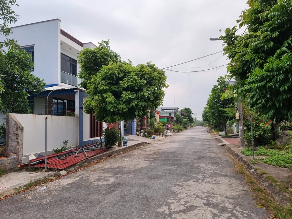 Đất nền 82m² ngõ 183 Tân Thành, Dương Kinh - Giá chỉ 2.25 tỷ, vị trí đẹp!