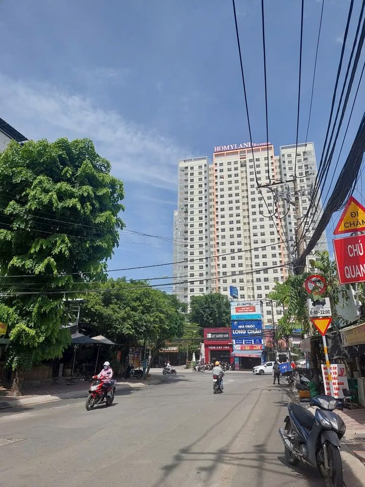 Nhà cấp 4 Lê Văn Thịnh, Bình Trưng Tây, 77m² giá 5.3 tỷ - Tiện xây mới ngay!