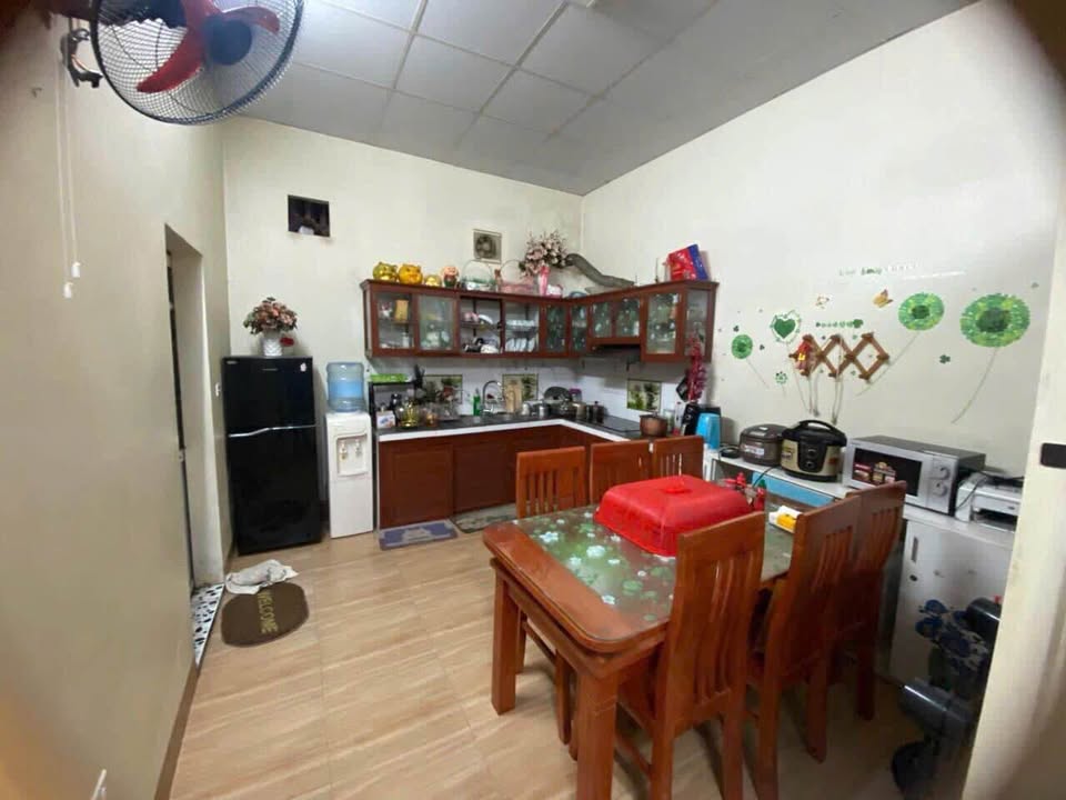 Đất tặng nhà C4 Đan Phượng 68m² giá 4.2 tỷ - Gần ô tô, vị trí đẹp!