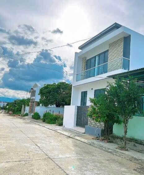 Đất TĐC Diên Khánh 95m² giá 1.7 tỷ - Hướng Đông, Sát Bờ Kè Nam Sông Cái!