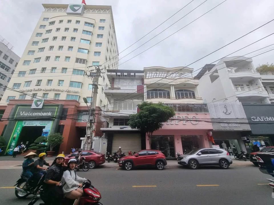 Cho thuê nhà mặt tiền đường Quang Trung 280m² giá 60 triệu - Kinh doanh tự do, vị trí đắc địa!