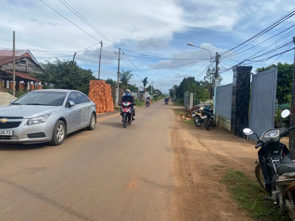 Đất thổ cư mặt tiền Thôn 3 Cư Êbur 155m² giá 1.8 tỷ - Đầu tư sinh lời ngay!