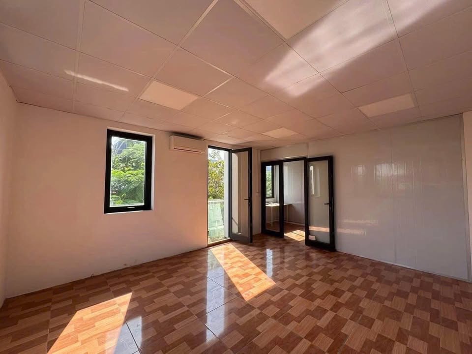 Văn phòng cho thuê KĐT Geleximco Lê Trọng Tấn 30m² giá từ 3,5 triệu - Vị trí đắc địa cho doanh nghiệp!