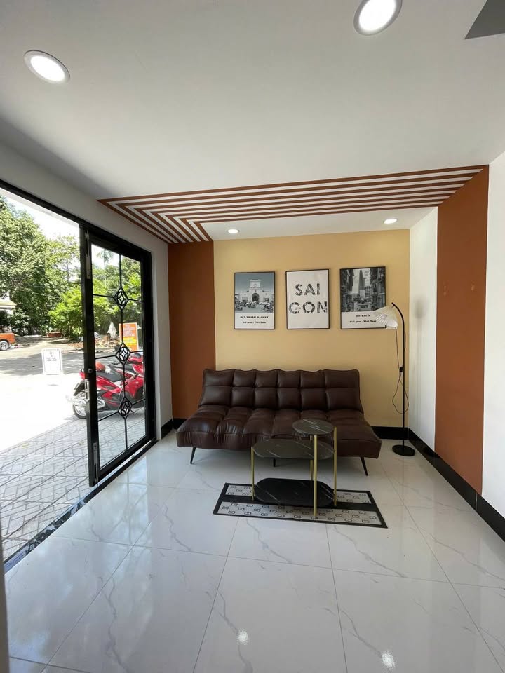 Cho thuê mặt tiền kinh doanh KDC Hưng Phú 40m² giá 5.5 triệu - Sẵn nội thất đầy đủ!