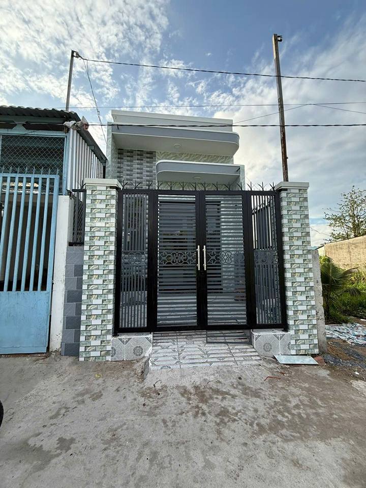 Nhà bán gấp Tân Hạnh, Vĩnh Long 80m² giá 1.2 tỷ - Pháp lý rõ ràng, vào ở ngay!