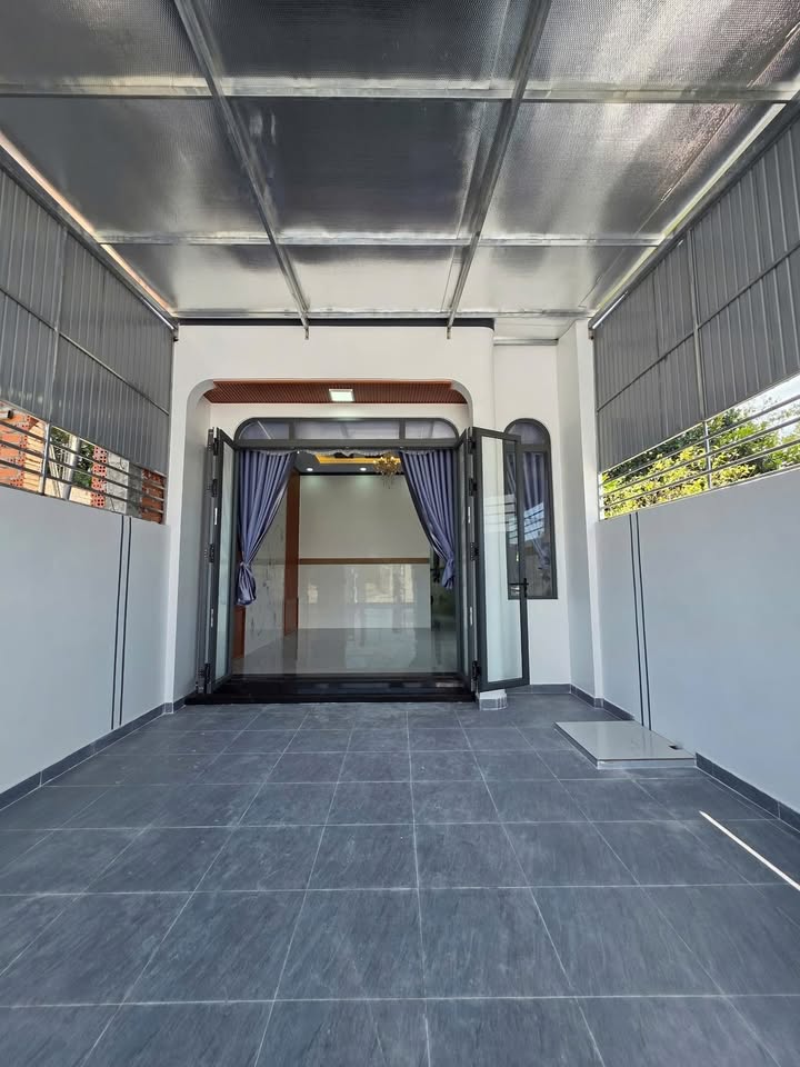 Nhà phố Ninh Hưng 1, Tây Ninh 185m² giá 1.42 tỷ - Kinh doanh thuận lợi!