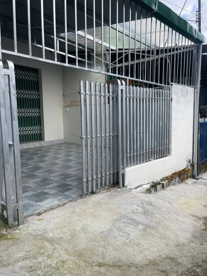 Nhà đẹp Nguyễn Thái Học, Bảo Lộc 120m² giá 2.15 tỷ - Gần trung tâm thành phố!