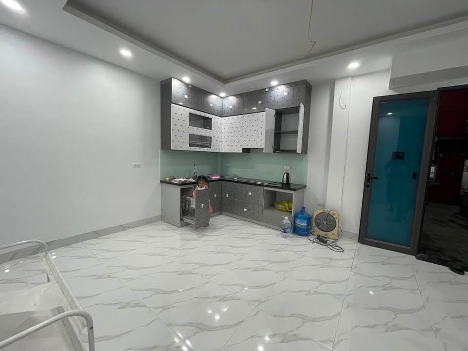 Nhà riêng Định Công 46m² giá thỏa thuận - Sẵn sàng ở ngay, lô góc thoáng khí!
