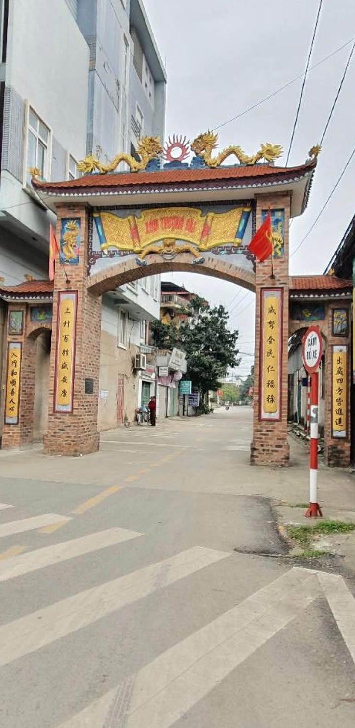 Đất nền khu phố Thượng, phường Uy Nỗ, Đông Anh 73m² giá 4.1 tỷ - Vị trí đắc địa, giao thông thuận lợi!