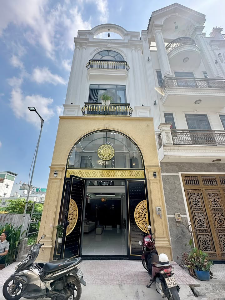 Nhà bán Quận Bình Tân 50m² giá 5.8 tỷ - An ninh yên tĩnh, nội thất đầy đủ!