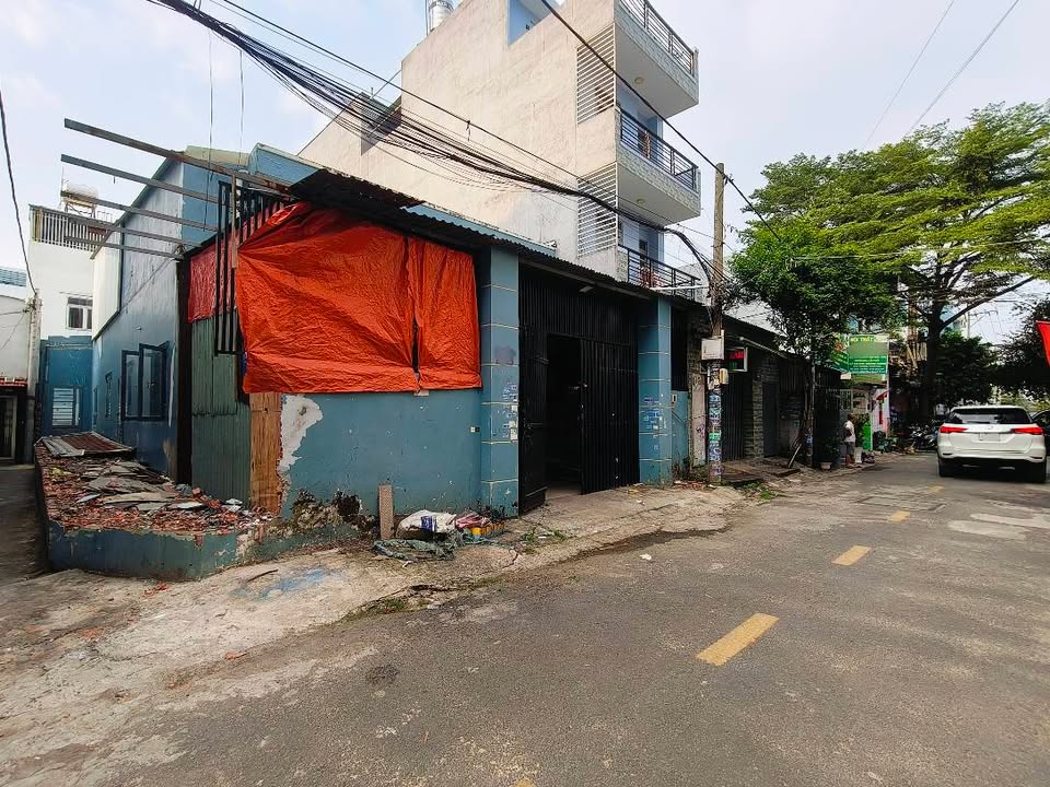 Nhà bán lô góc 4x17m tại Trung Mỹ Tây, 5.19 tỷ - Tiện ích đầy đủ, giao thông thuận lợi!