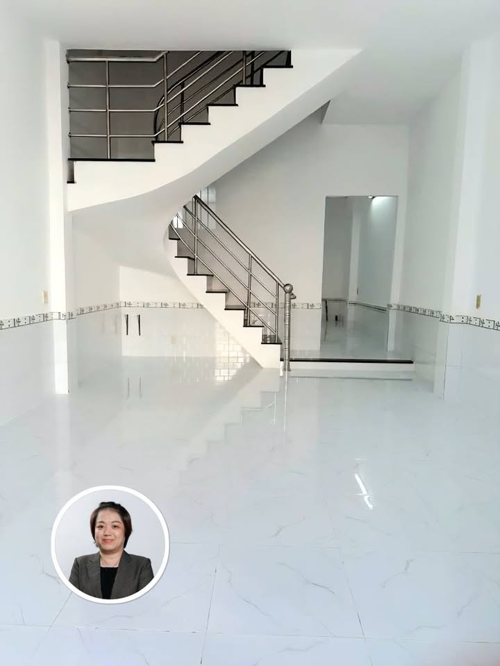 Nhà Phú Định 54m² giá 5 tỷ - Kinh doanh online lý tưởng!
