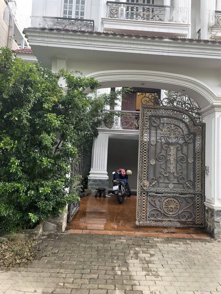 Nhà cho thuê đường 3, Phú Thuận, Quận 7 giá 50 triệu - Không gian rộng rãi, đầy tiện nghi!