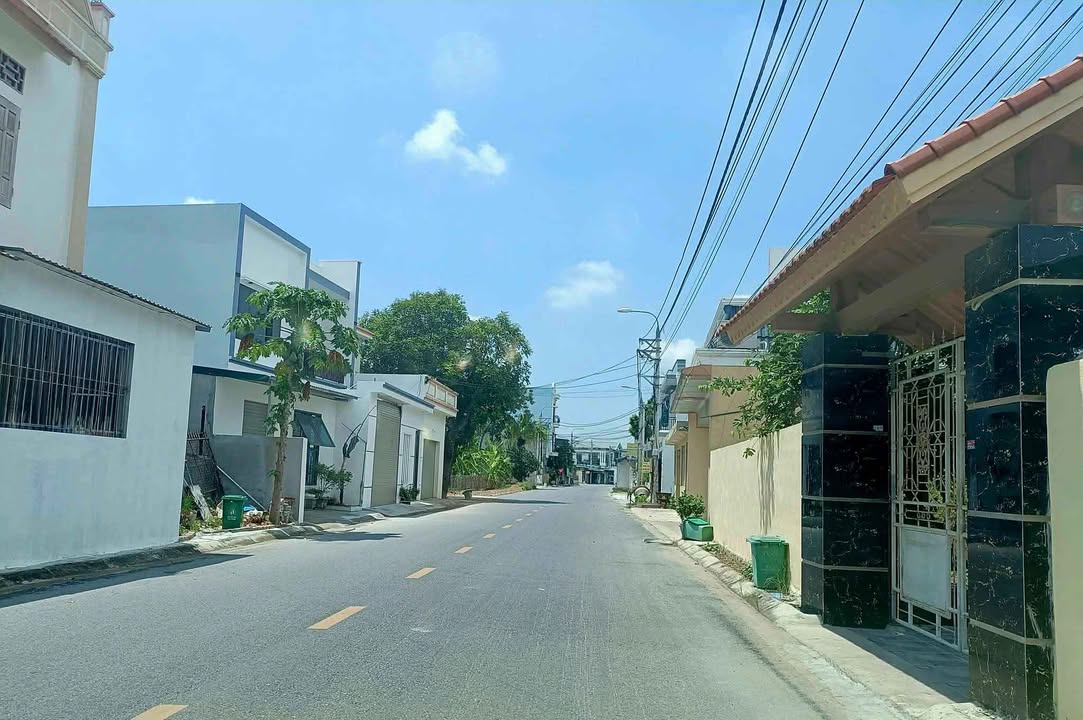 Bán gấp FrontHouse 122m² đường Liên Phường, Quảng Đông - Mặt tiền kinh doanh thuận lợi!