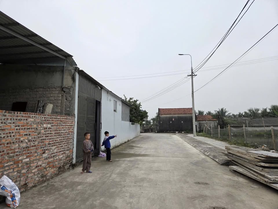 Đất nền đường Xích Ngọc, phường Quảng Phú, 73m² giá 1.x tỷ - Cơ hội đầu tư tuyệt vời!