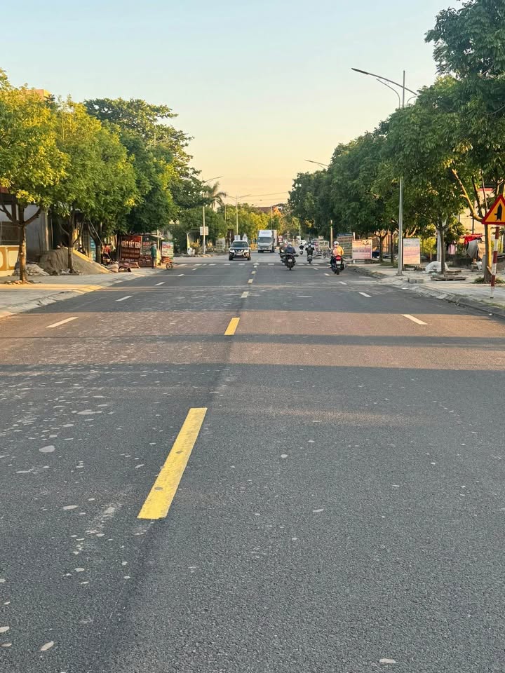 Đất nền mặt đường 396b Quỳnh Xá, Thái Bình 90m² giá 2.4 tỷ - Cơ hội đầu tư tuyệt vời!