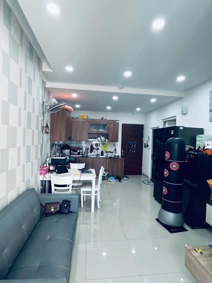 Chung cư Bình Phú 2 Nha Trang 2PN giá 6 triệu - Full nội thất, view đẹp!