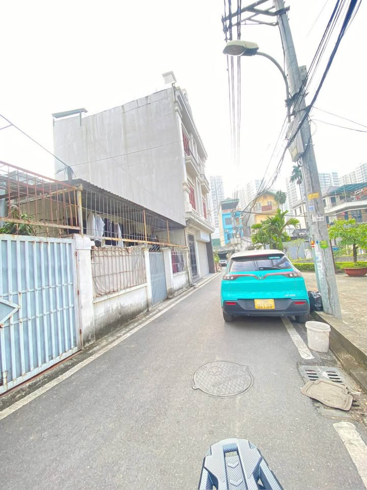 Đất nền Trâu Quỳ, Gia Lâm 50m² giá 7 tỷ - Đường rộng ô tô tránh