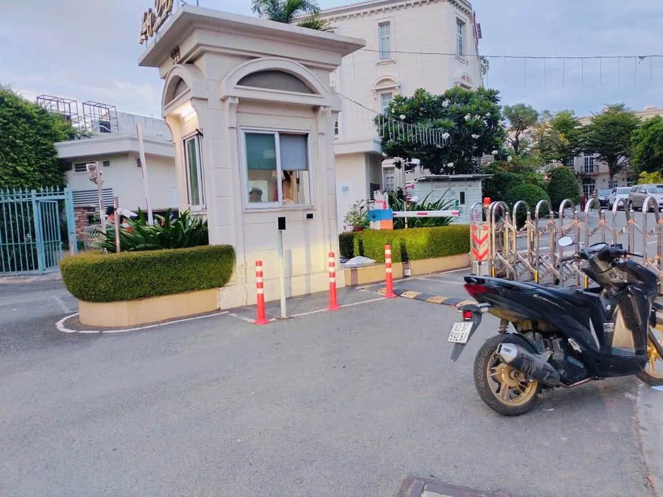 Căn hộ Lucky Dragon Quận 9 1PN giá thỏa thuận - Nhà full nội thất đẹp