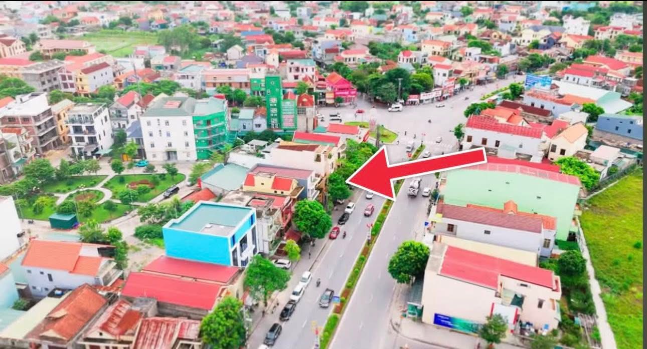 Mặt tiền FrontHouse Lý Thường Kiệt Đồng Hới 93m² giá 5.2 tỷ - Vị trí đắc địa chỉ vài bước chân!