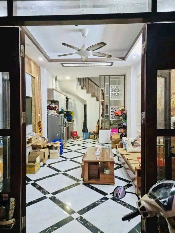 Nhà 5 tầng An Dương Vương 30m² giá thỏa thuận - Nội thất đầy đủ, giao ngay!